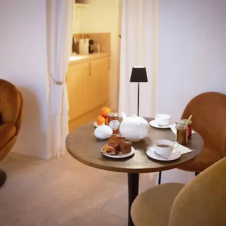 La Dame De Flaux Apartment Uzes